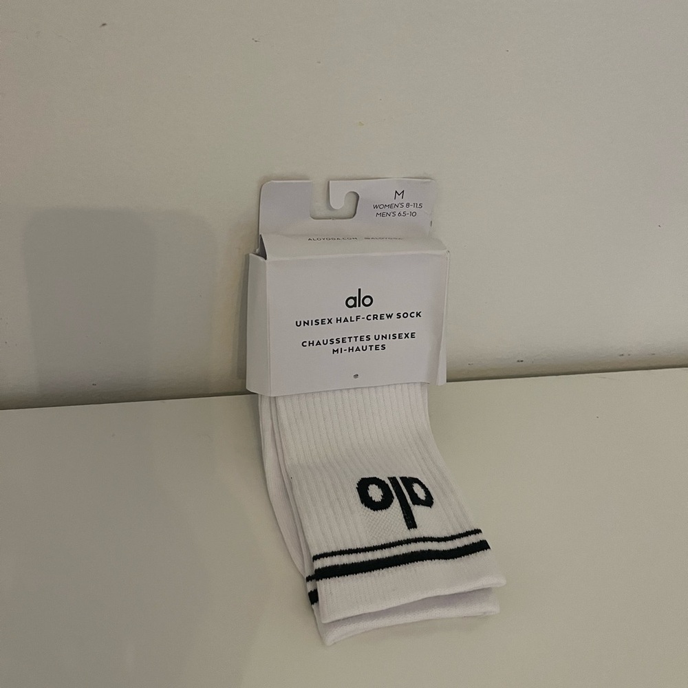 Alo half crew socks